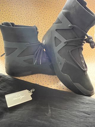 NIKE AIR FEAR OF GOD 1