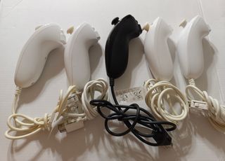 mando nunchuck nintendo wii 10€ unidad