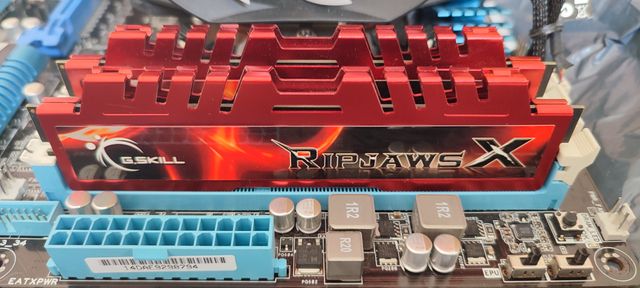 Placa base + procesador I5 + 8GB RAM+ ventilador G