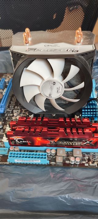 Placa base + procesador I5 + 8GB RAM+ ventilador G