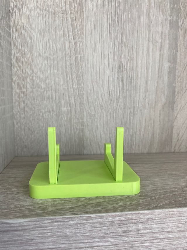 Soporte expositor game boy pistacho