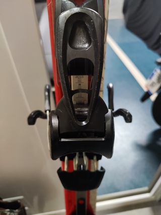 esquís de travesía con pieles