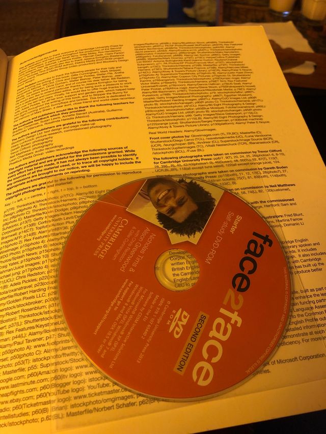 Face2face Cambridge libro de inglés