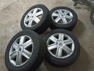 llantas con neumático renault 215/55/16