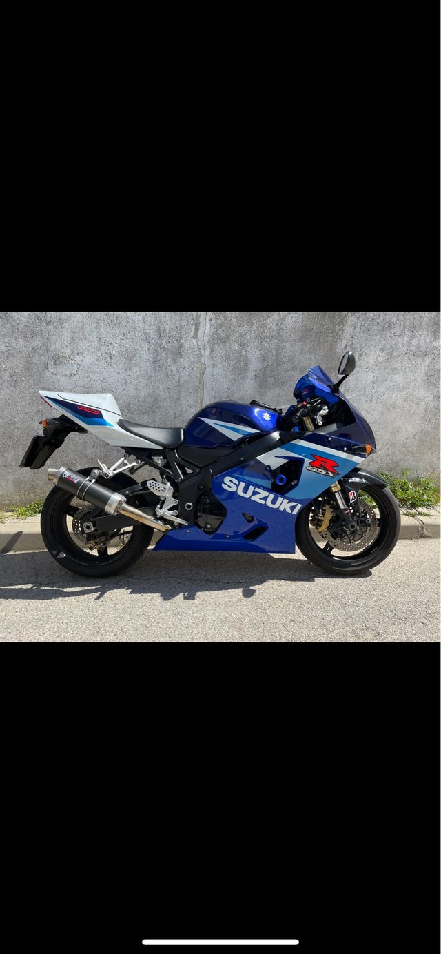 Suzuki GSXR 600 K5 de segunda mano por 4.000 EUR en Trujillo en WALLAPOP