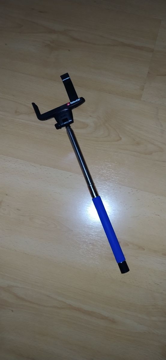 PALO DE SELFIE DE MARCA TALLER XXI