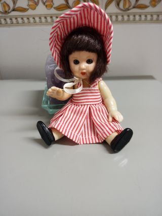 muñeca Mariquita Pérez 13 cm