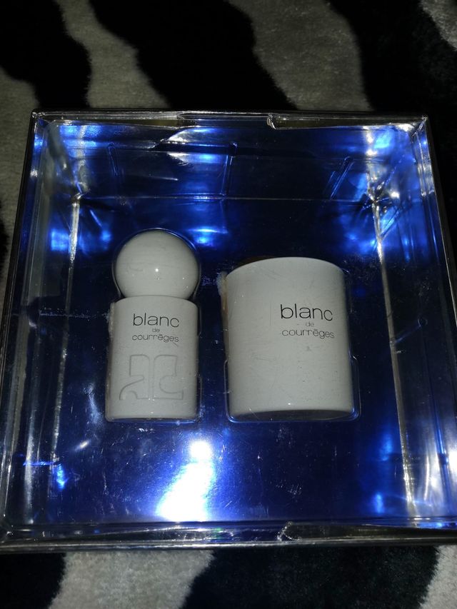 Perfume Blanc de Courrèges y vela ambiente