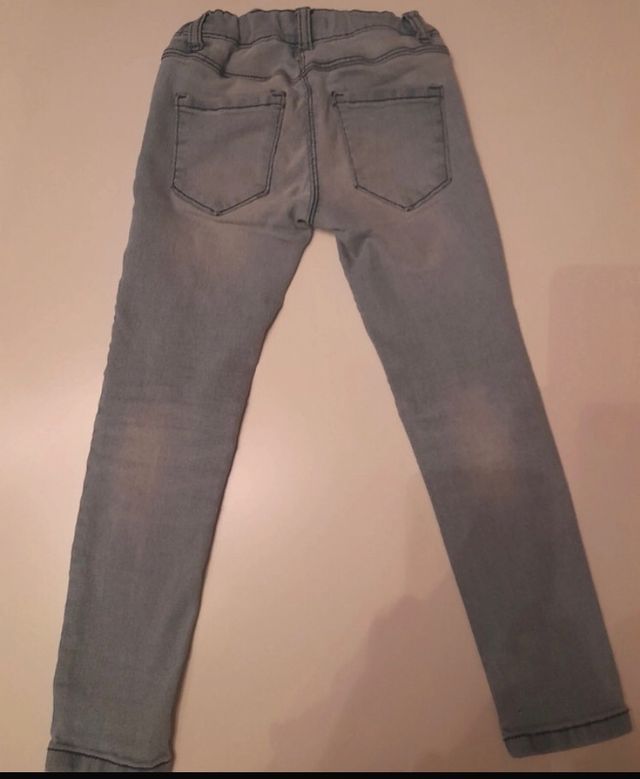 Pantalón Benetton talla 5 años