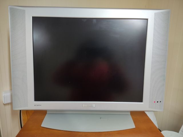 Televisión Philips 20"