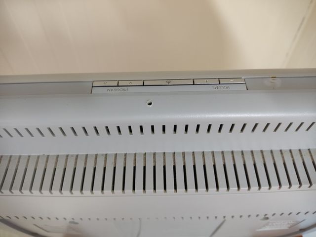 Televisión Philips 20"