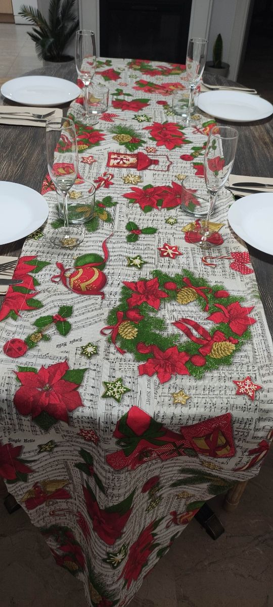 Camino de mesa Navideño