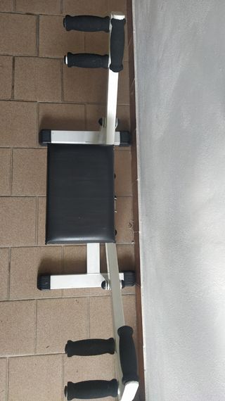 Attrezzo per flessioni 