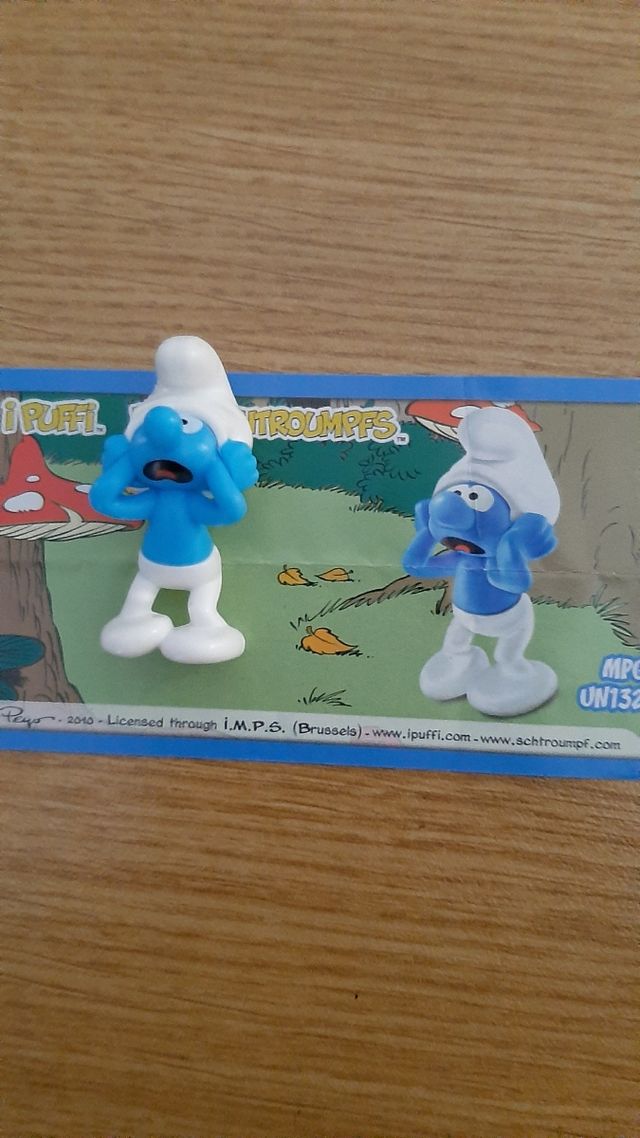 Lotto n. 5 Puffi serie sorpresine Kinder