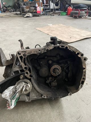 Caja de cambios renault (JR5 119 R003272)