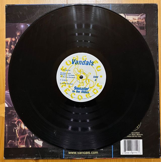 The Vandals – Sweatin To The Oldies Live