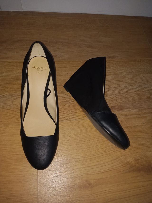 Zapato de cuña negro Mango, talla 39