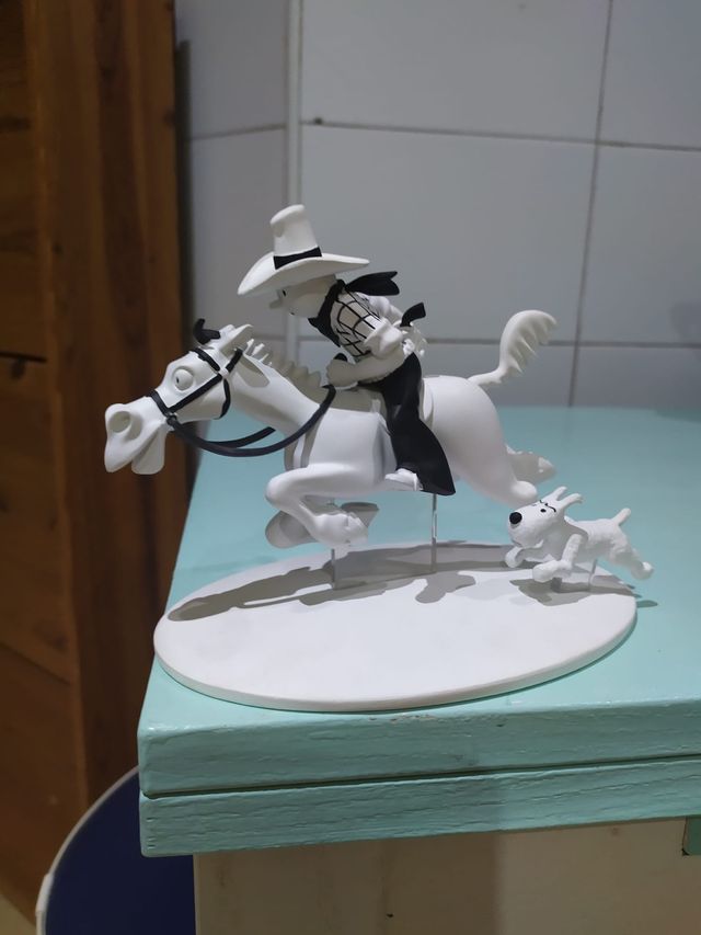 FIGURA TINTIN "SERIE BLANCO Y NEGRO"