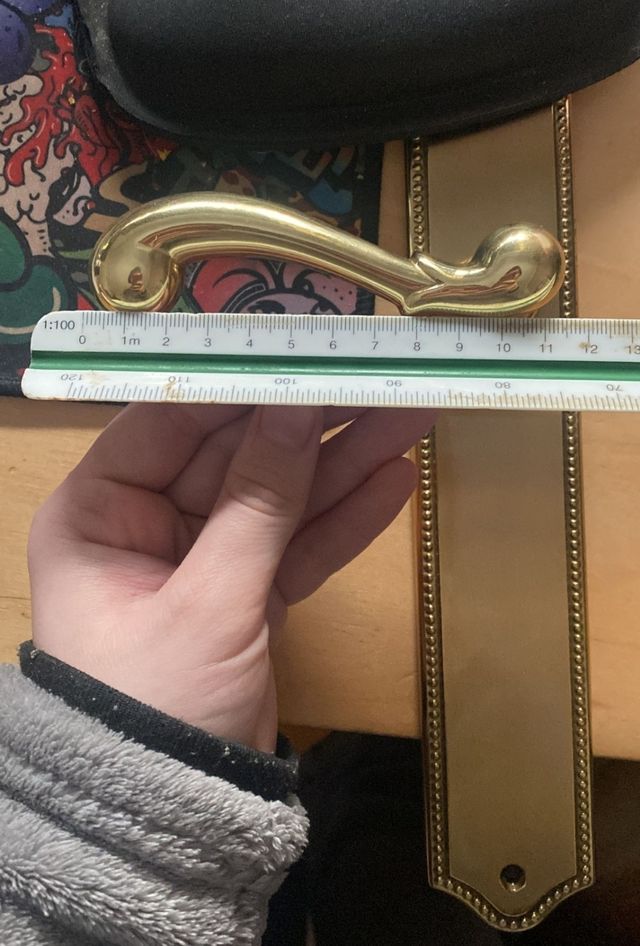 MANILLA IZQUIERDA LATON SATINADO