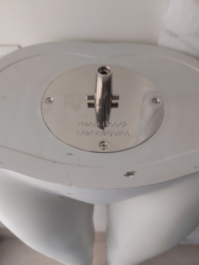 Maniqui de piernas  de mujer fijas o  articuladas