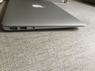 MACBOOK AIR 11'