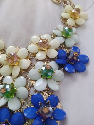 Collar piedras sin estrenar 