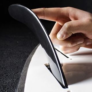 Tabla kitesurf strapless Brunotti Bomb 4'8