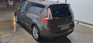Renault Grand Scenic 2011