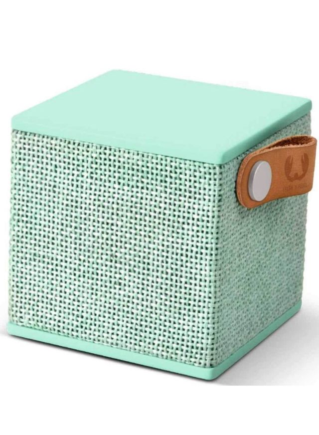 Altavoz Rockbox cube