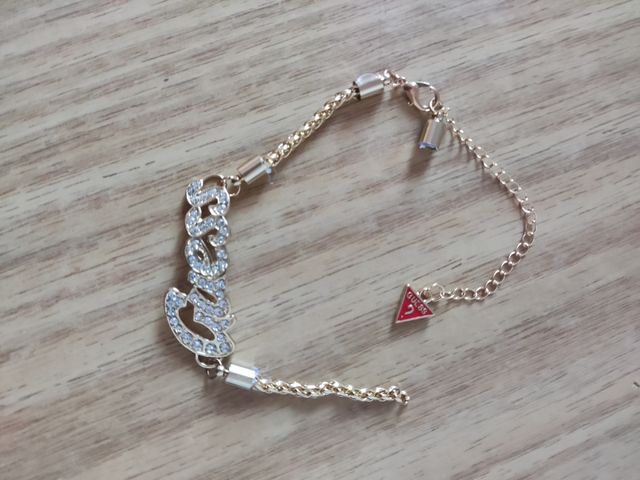 brazalete Guess