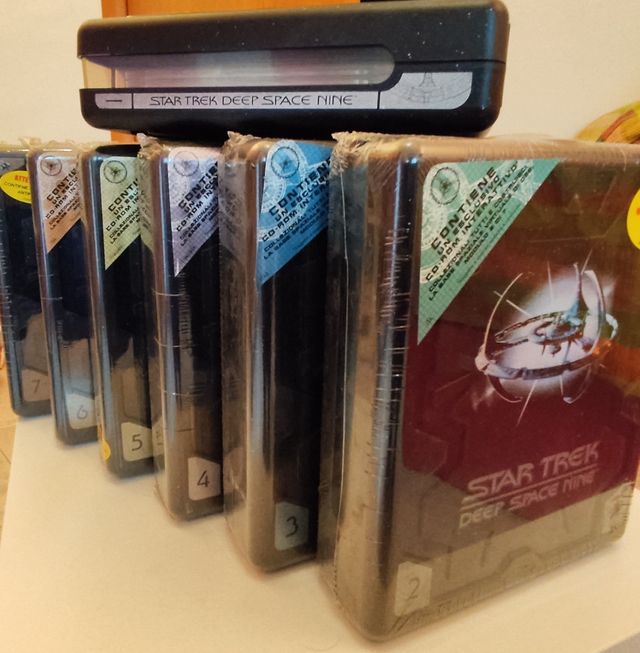 Star Trek DS9 Intera Collezione 7 Cofanetti