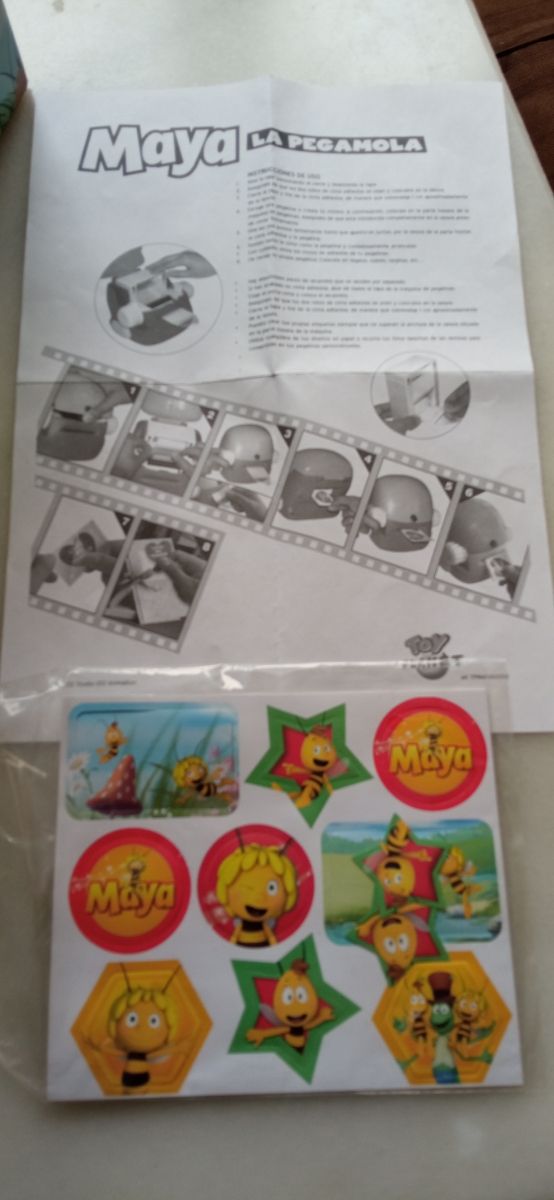 Parque construcción Abeja Maya + Pegamola