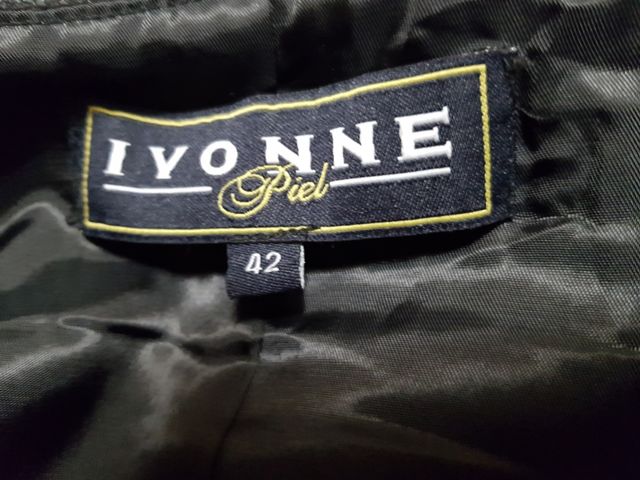 Chaleco de Piel. Negro. Mujer.