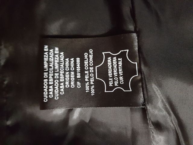 Chaleco de Piel. Negro. Mujer.