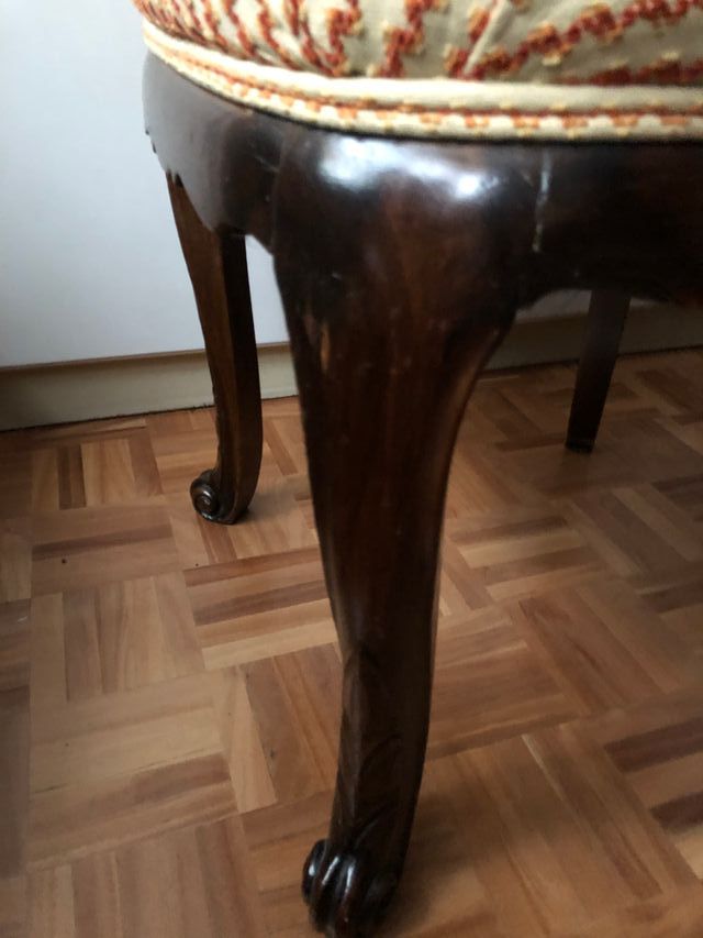 Silla antigua caoba