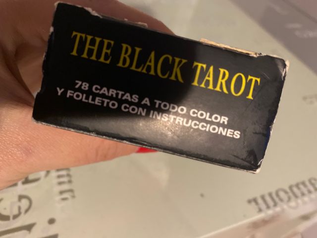 The black Tarot, naipes fournier