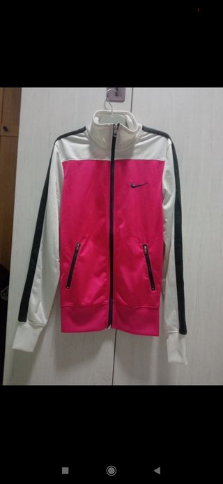 chaqueta deportiva