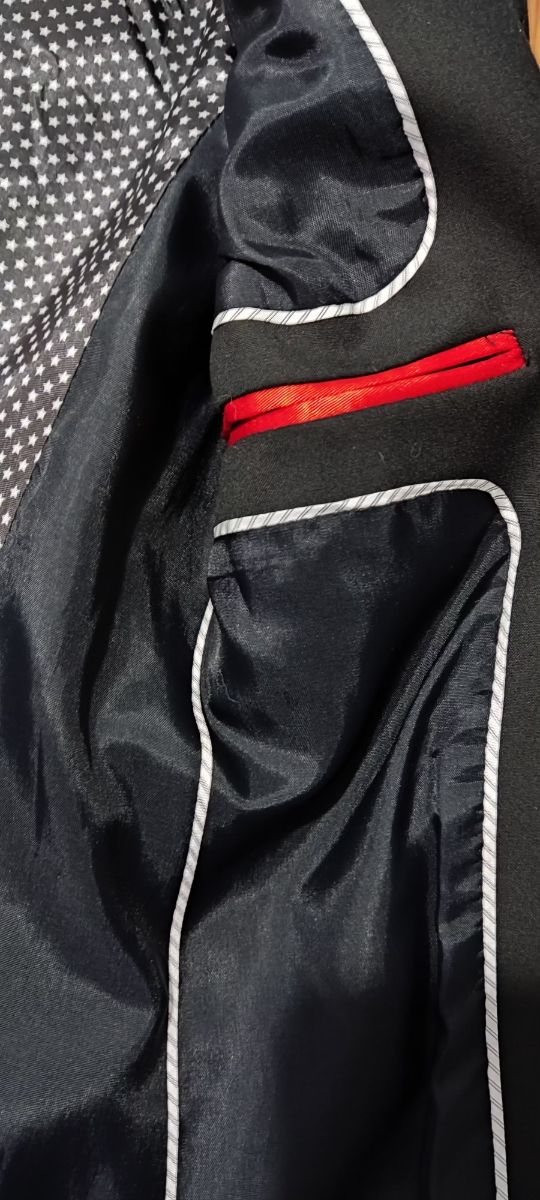 Chaqueta Zara blazer , americana negra 35€