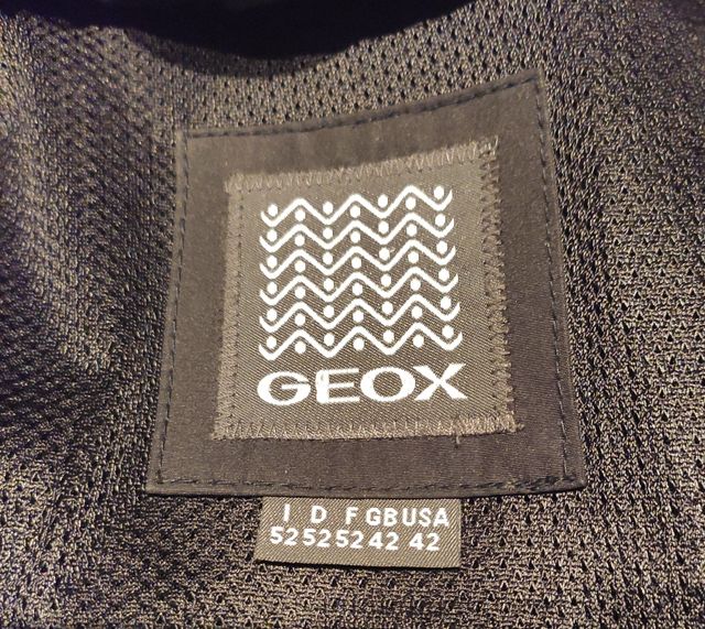 PARKA GEOX CAPUCHA Y FORRO DESMONTABLES