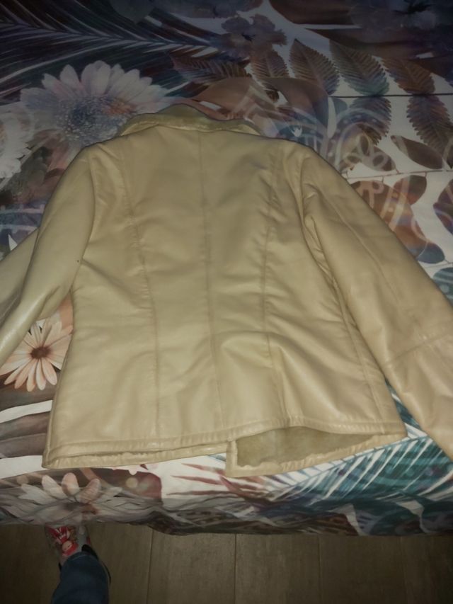 Cazadora de piel vuelta