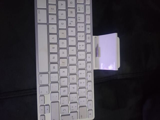 teclado Apple inalámbrico