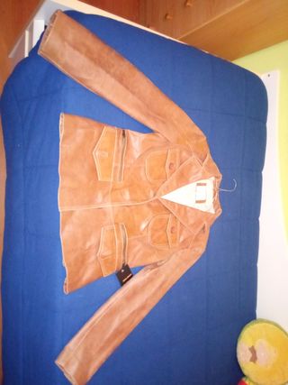 Chaqueta de piel 