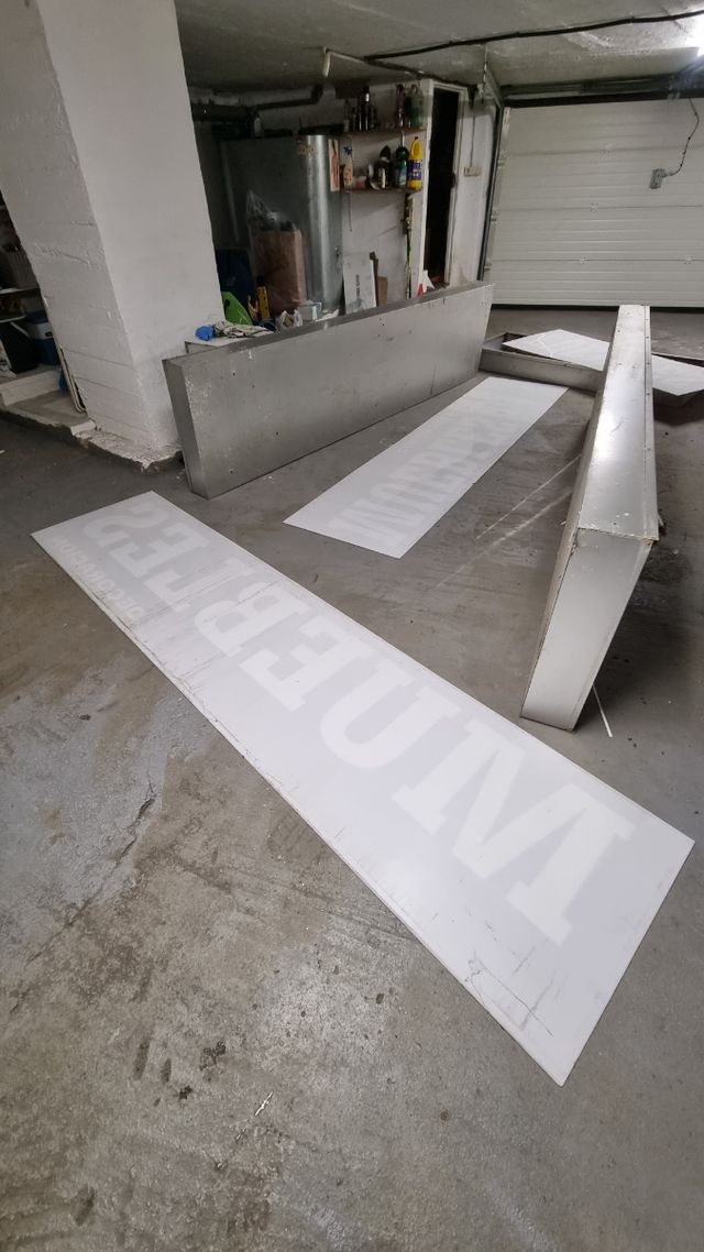 Letrero iluminación Establecimientos