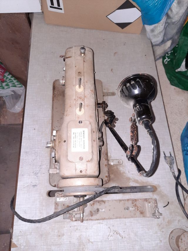 Macchine da cucire antiche