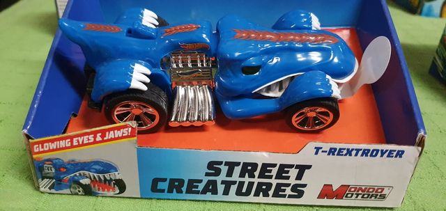 Máquina Hot Wheels Street creatures