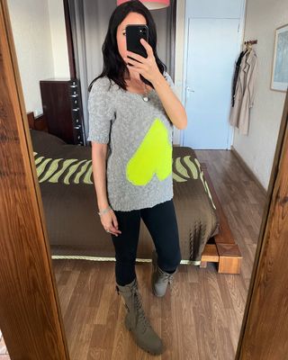 Jersey manga corta corazón flúor Vila talla Xs/S