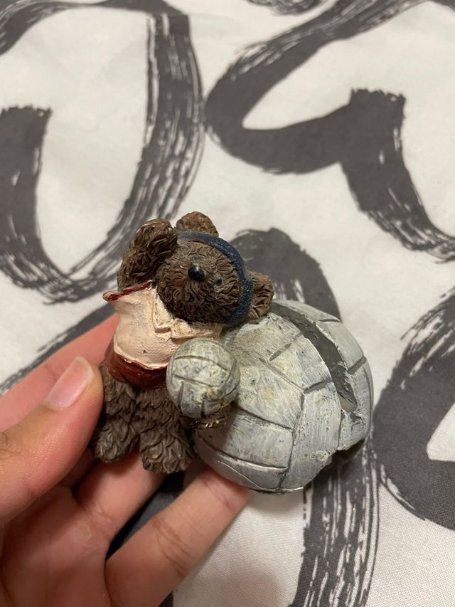 Adorno oso con pelota de vóley