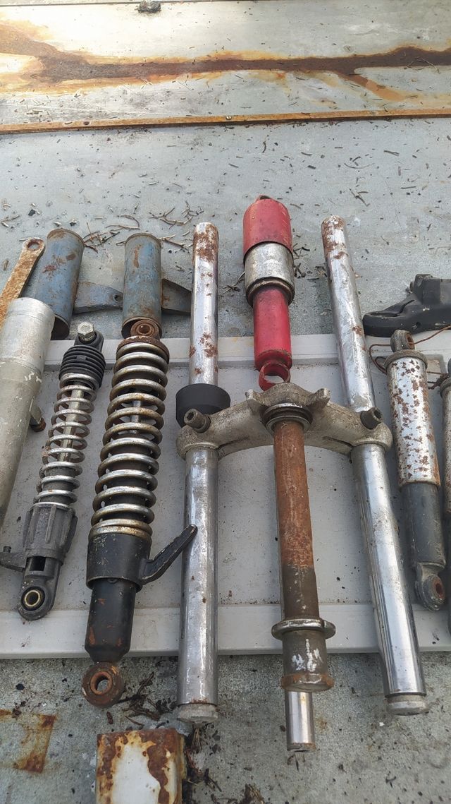 Ammortizzatori, canne etc moto varie