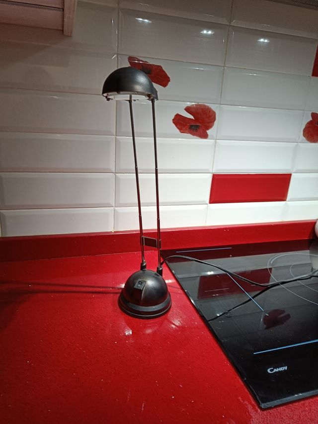 R E B A J A D A Lamparita