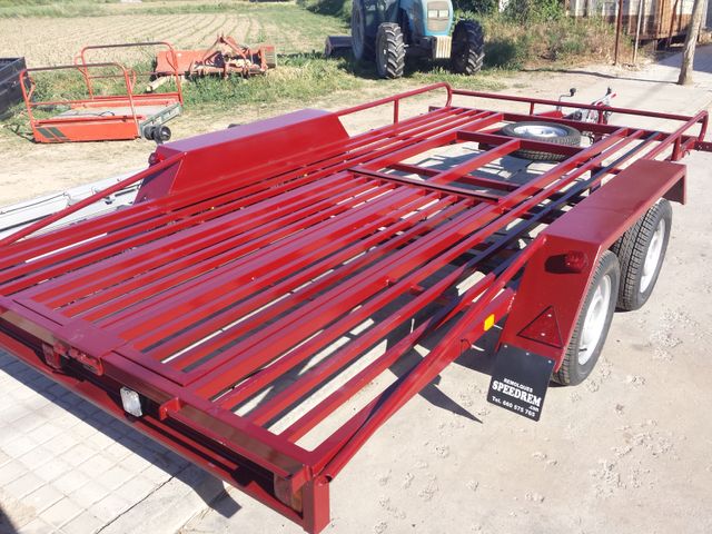 REMOLQUE PORTAVEHÍCULOS TUBO